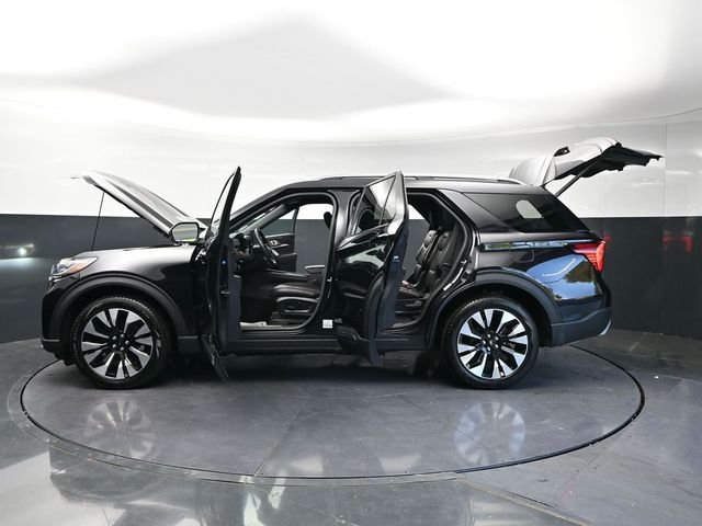 2025 Ford Explorer Platinum - Photo 44