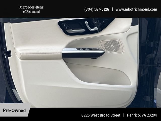 Certified Used 2024 Blue Mercedes-Benz GLC 300 image 12