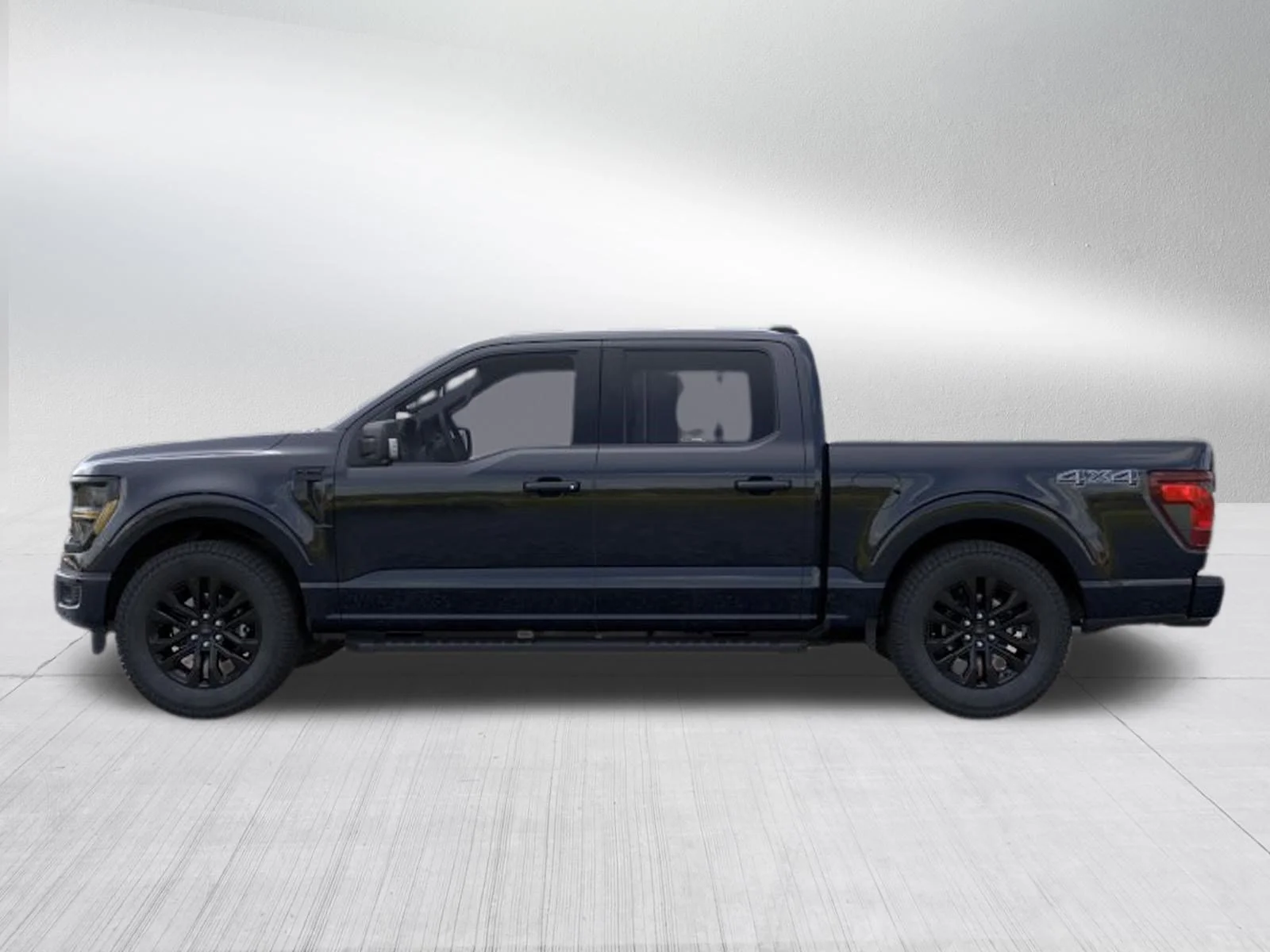 New 2026 Agate Black Metallic Ford XLT image 3