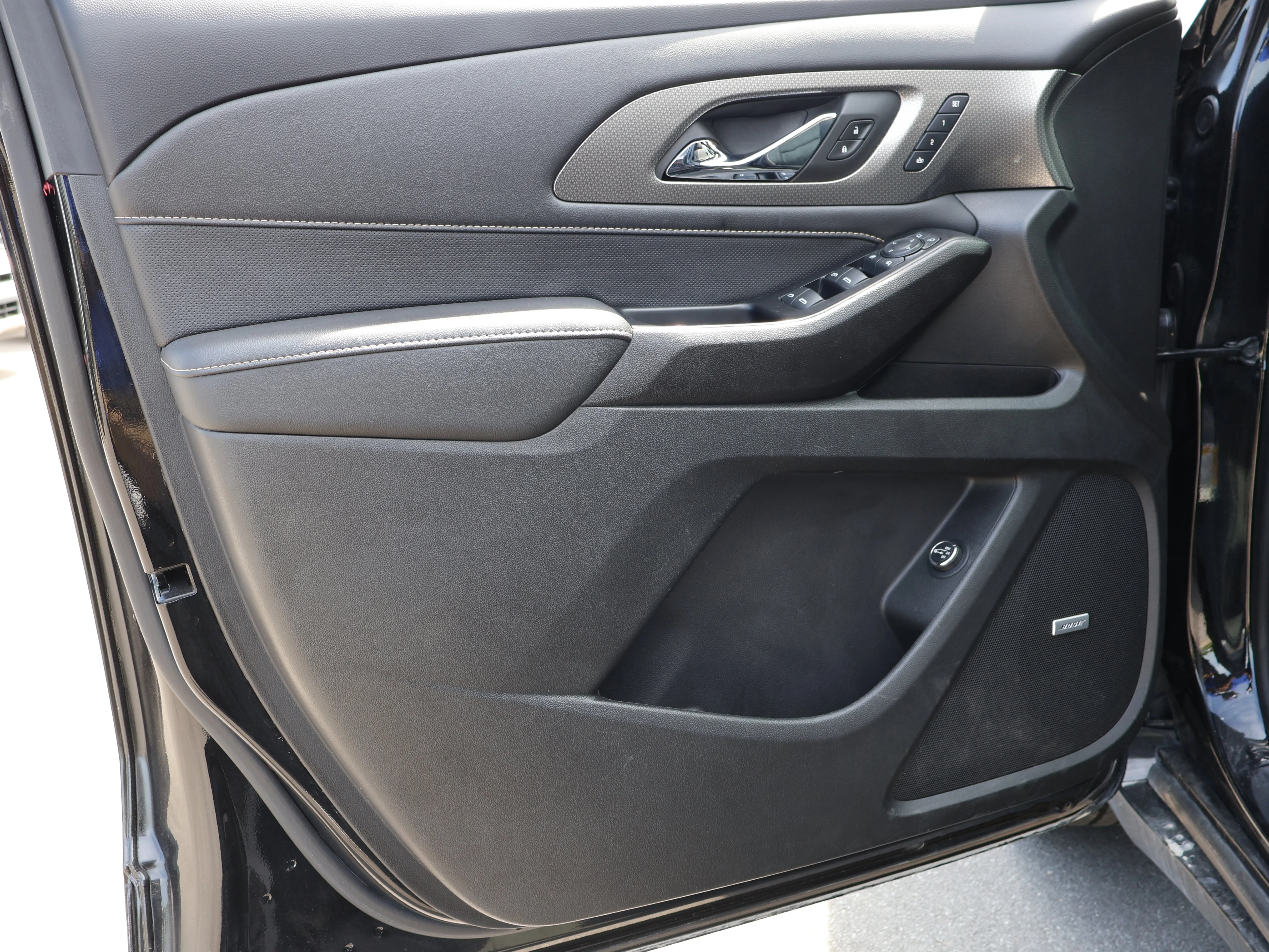 2023 Chevrolet Traverse Premier - Photo 42