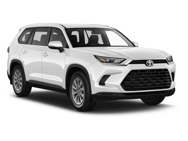 Used 2024 Wind Chill Pearl Toyota XLE image 1
