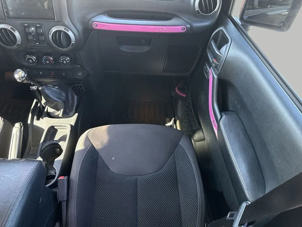 Used 2017 Black Jeep Unlimited Sport image 14