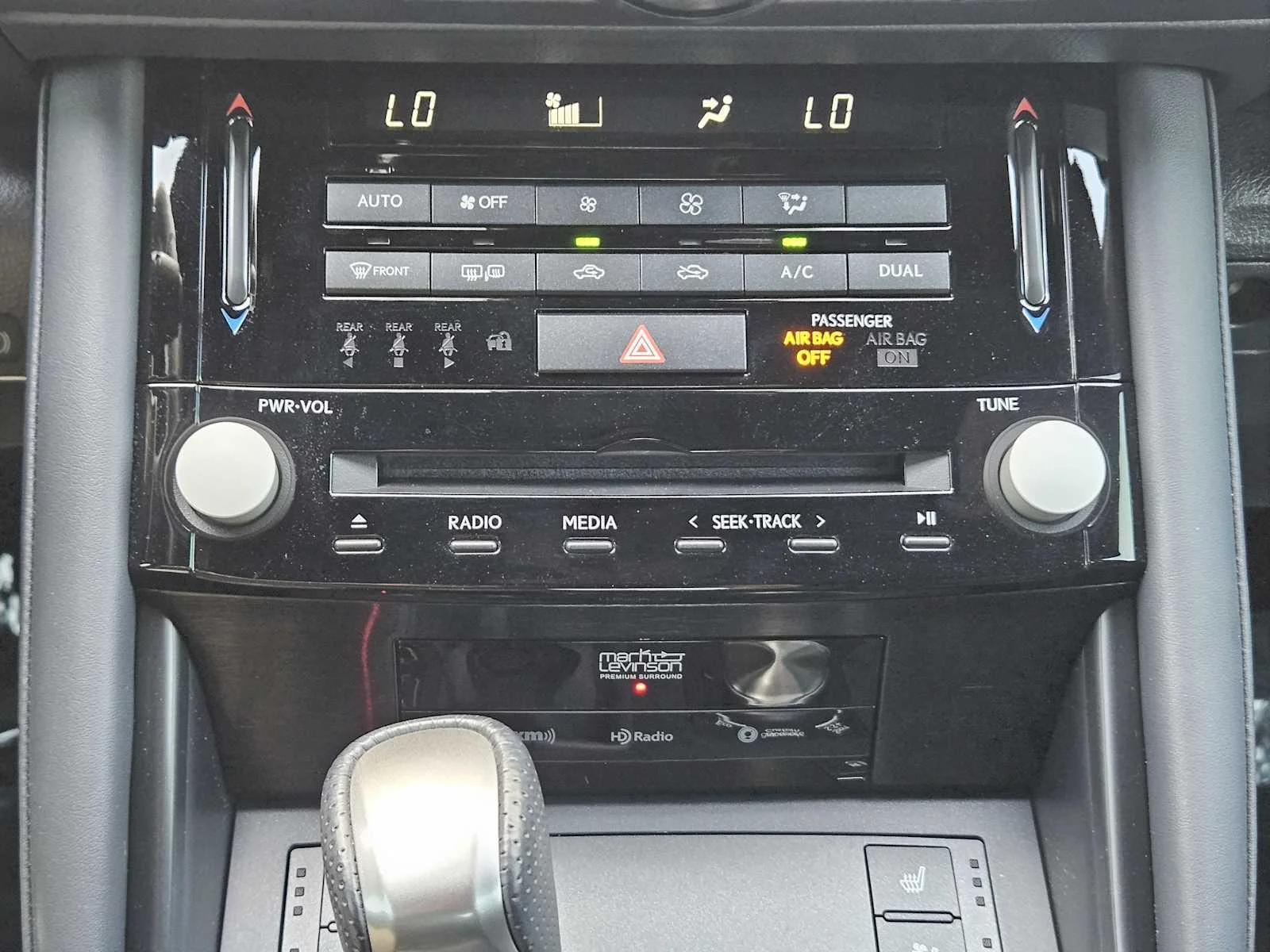 Certified Used 2024 IRIDIUM Lexus F SPORT image 13