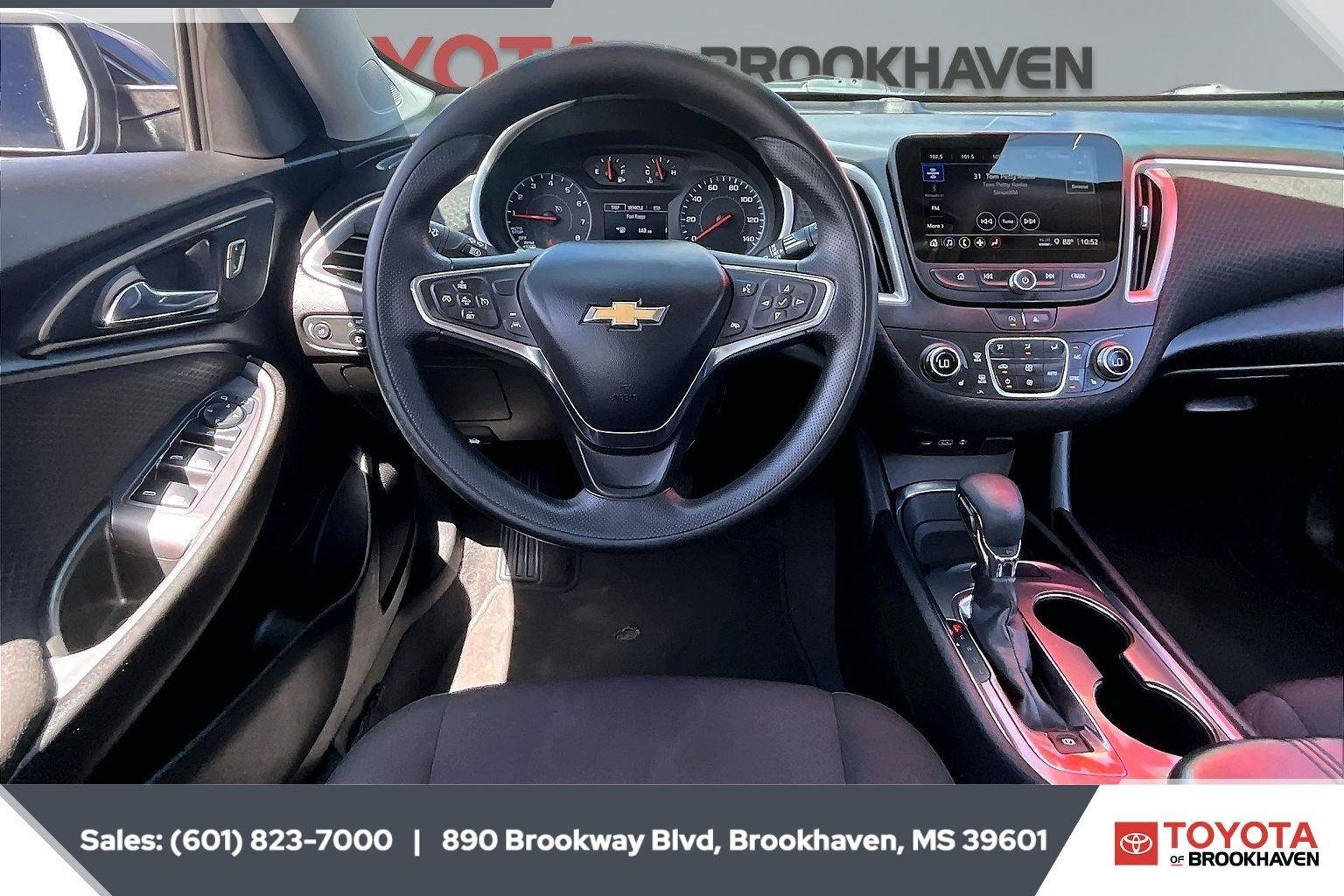 Used 2023 Dark Ash Metallic Chevrolet LT image 5