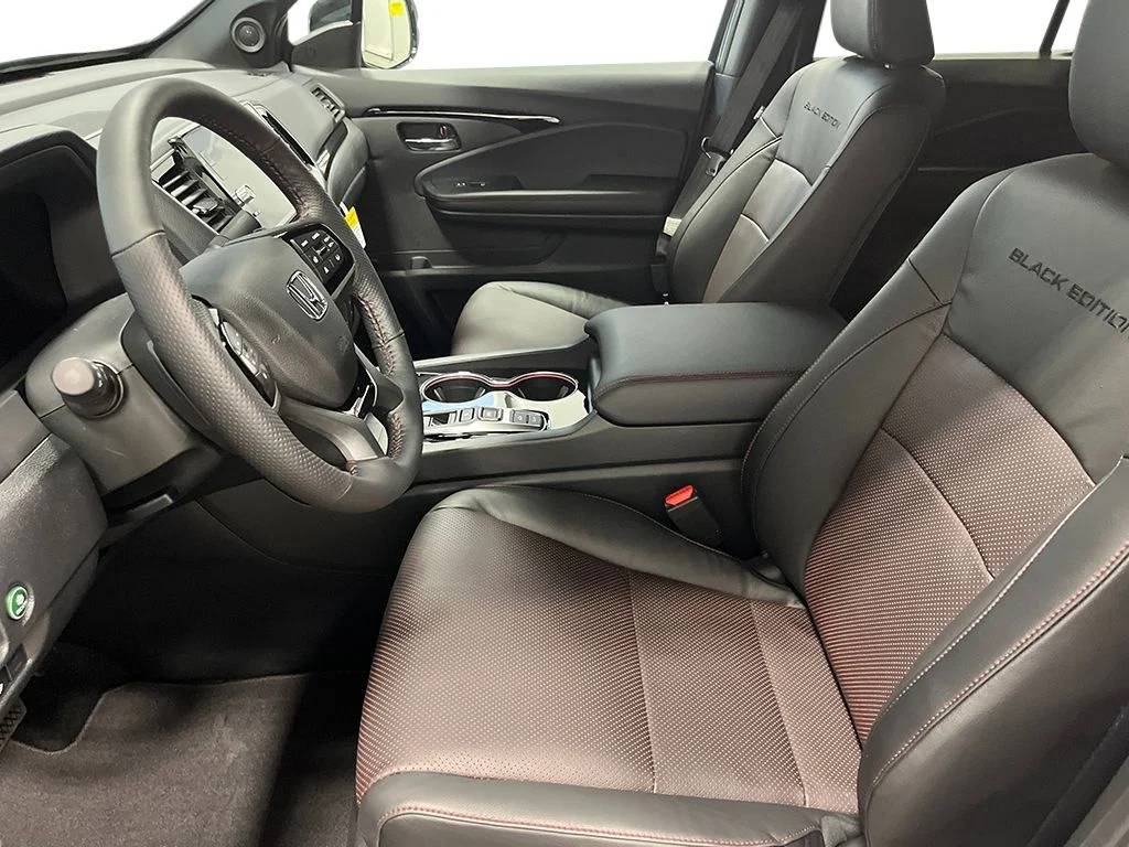 New 2026 Platinum White Pearl Honda Black Edition 3.5 image 9