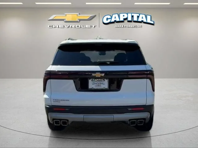 Used 2026 Summit White Chevrolet LT image 4