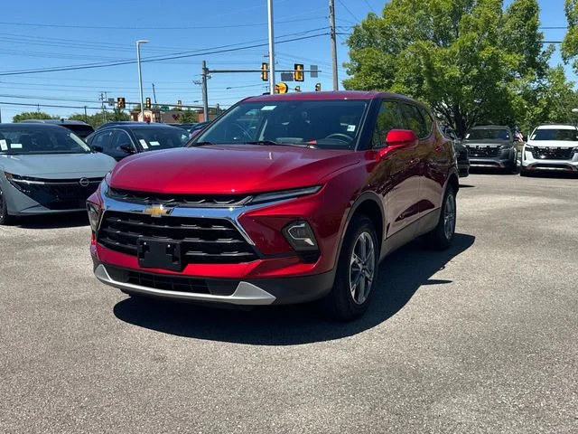 Used 2025 Red Chevrolet LT image 8