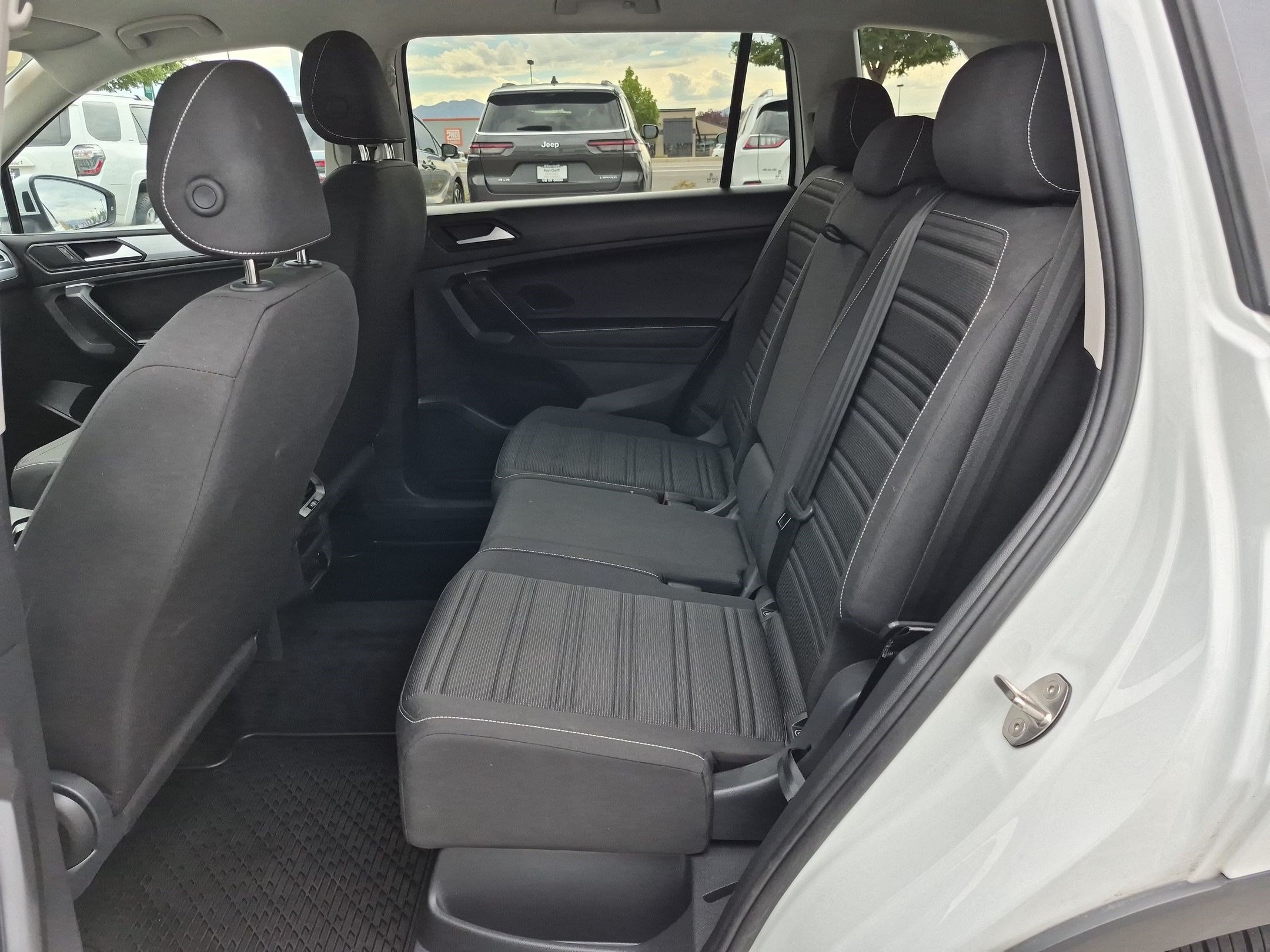 Certified Used 2024 Pure White Volkswagen S image 27