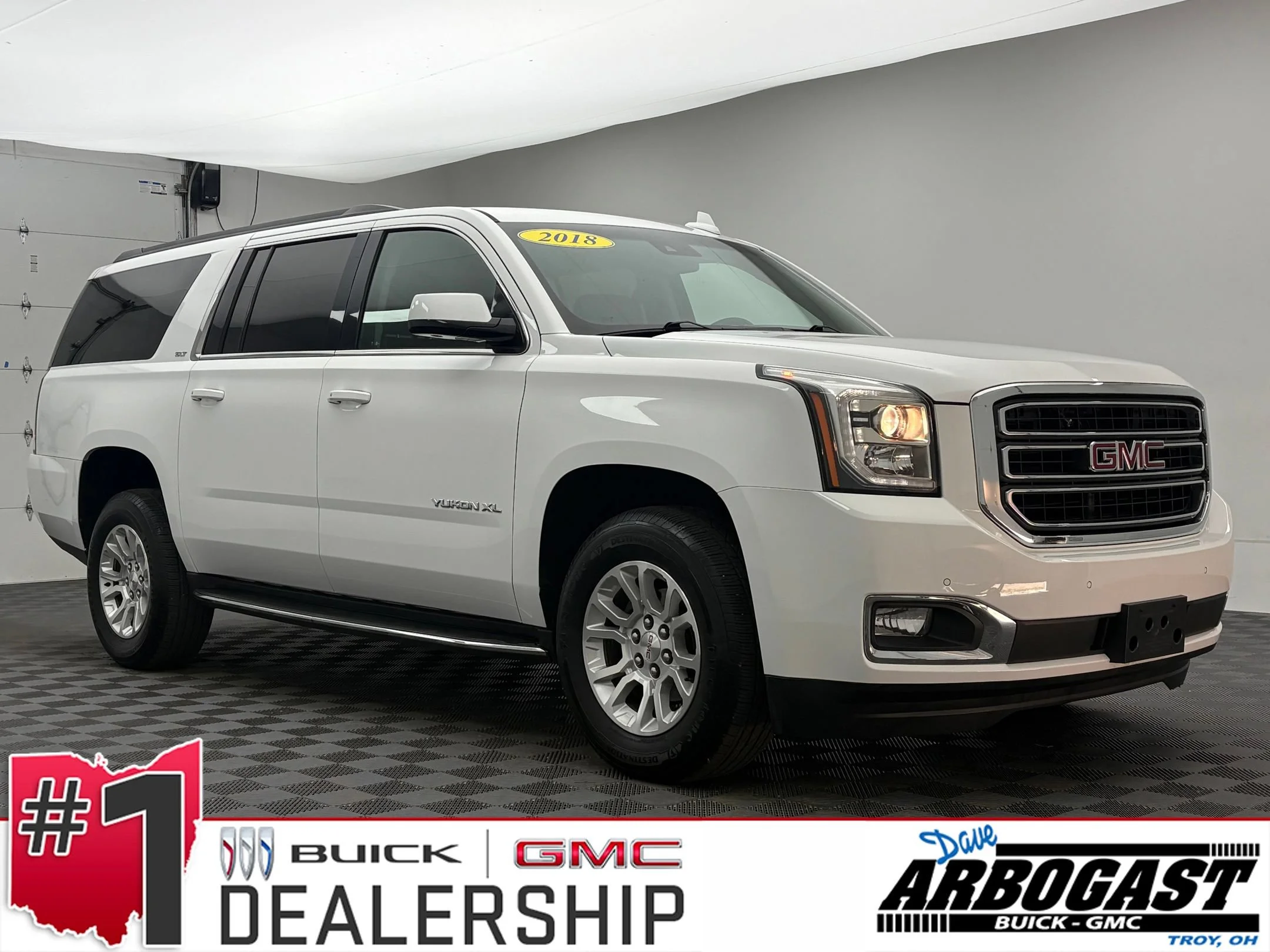 Used 2018 SUMMIT WHITE GMC SLT image 1