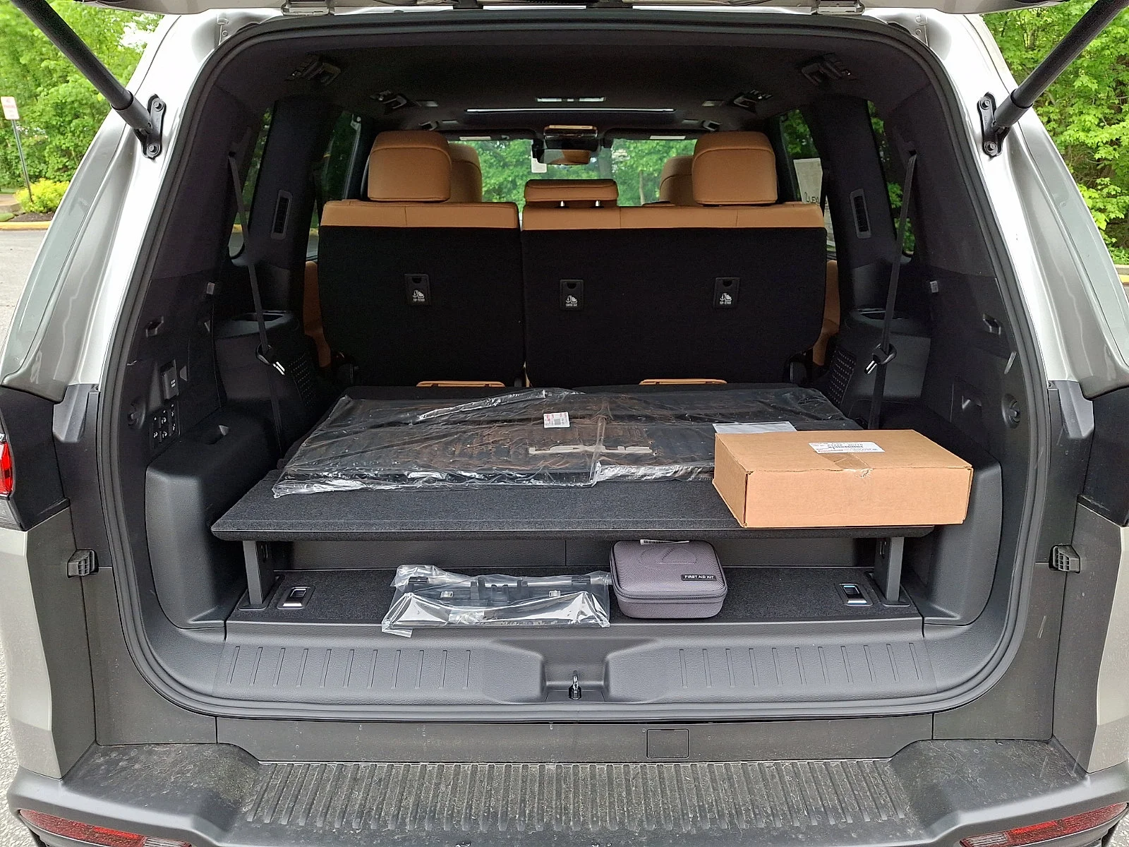2026 Lexus LX 700h Luxury - Photo 17
