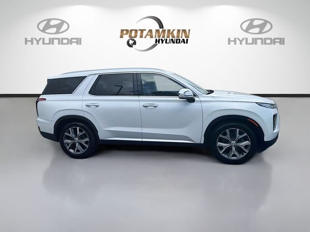 Used 2021 White Hyundai SEL image 4