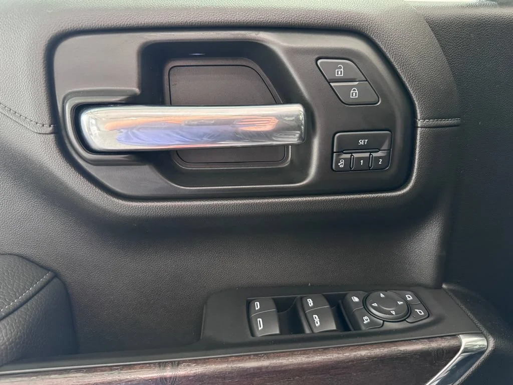 Certified Used 2022 Onyx Black GMC Denali image 29