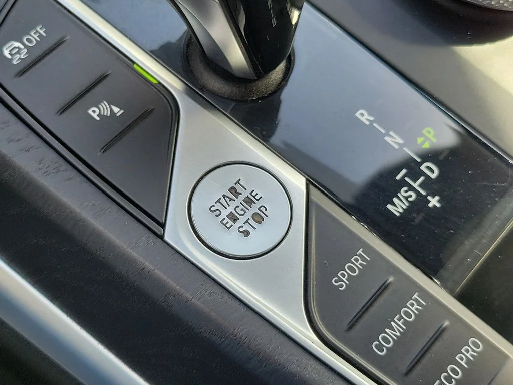 Used 2021 White BMW M440i xDrive image 38