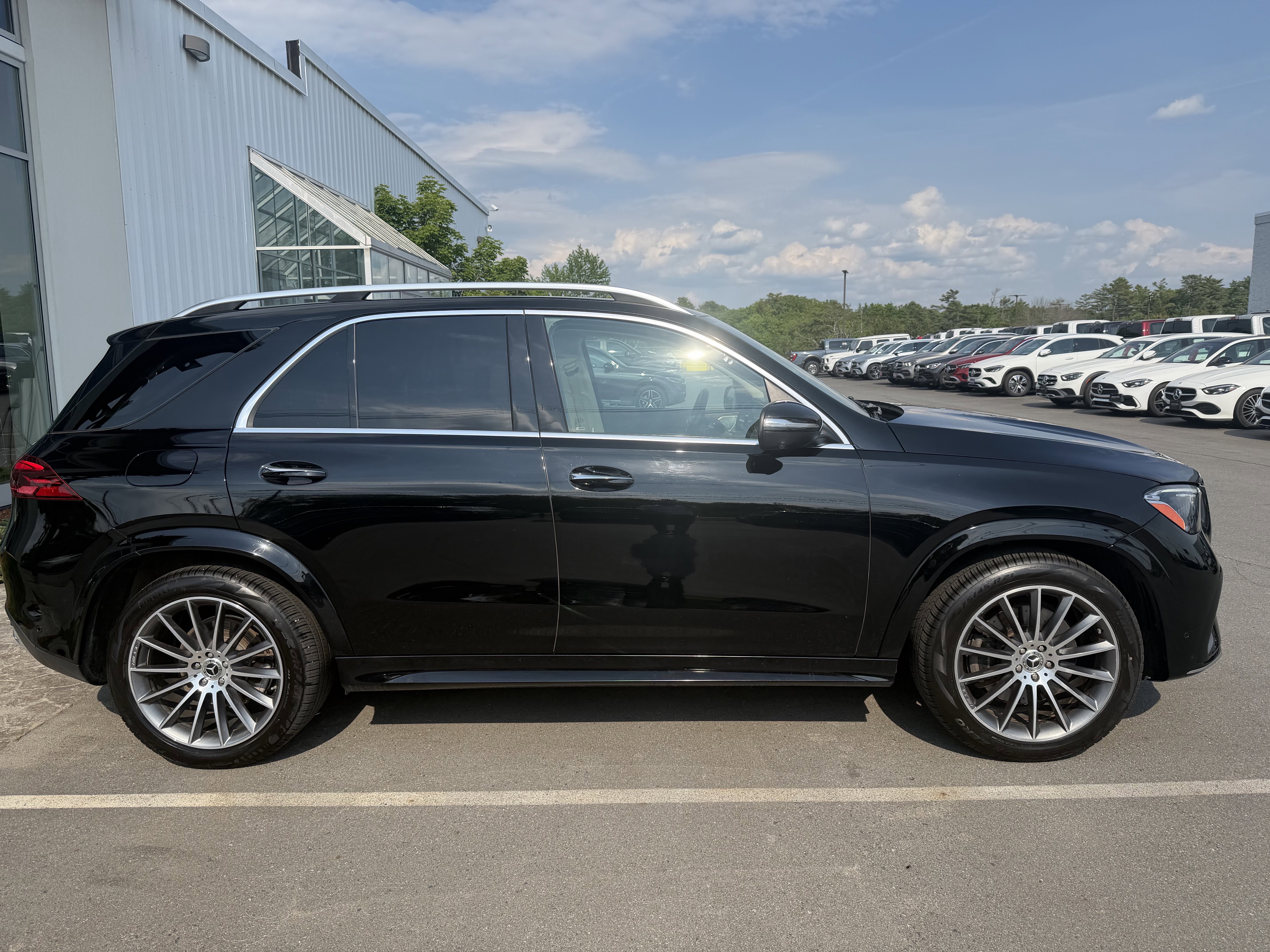 Used 2024 Black Mercedes-Benz GLE 350 image 5