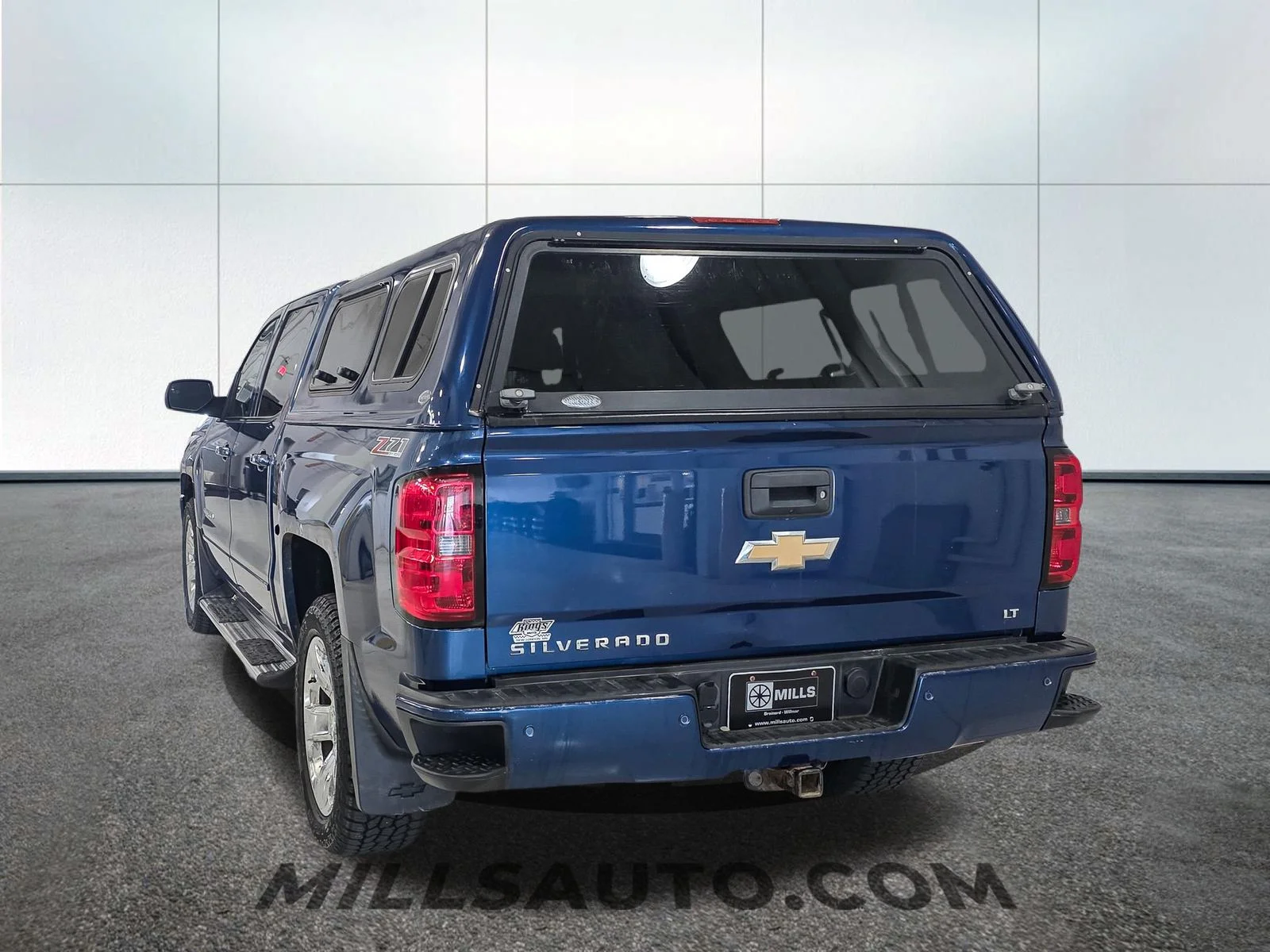 Used 2016 Blue Chevrolet LT image 5