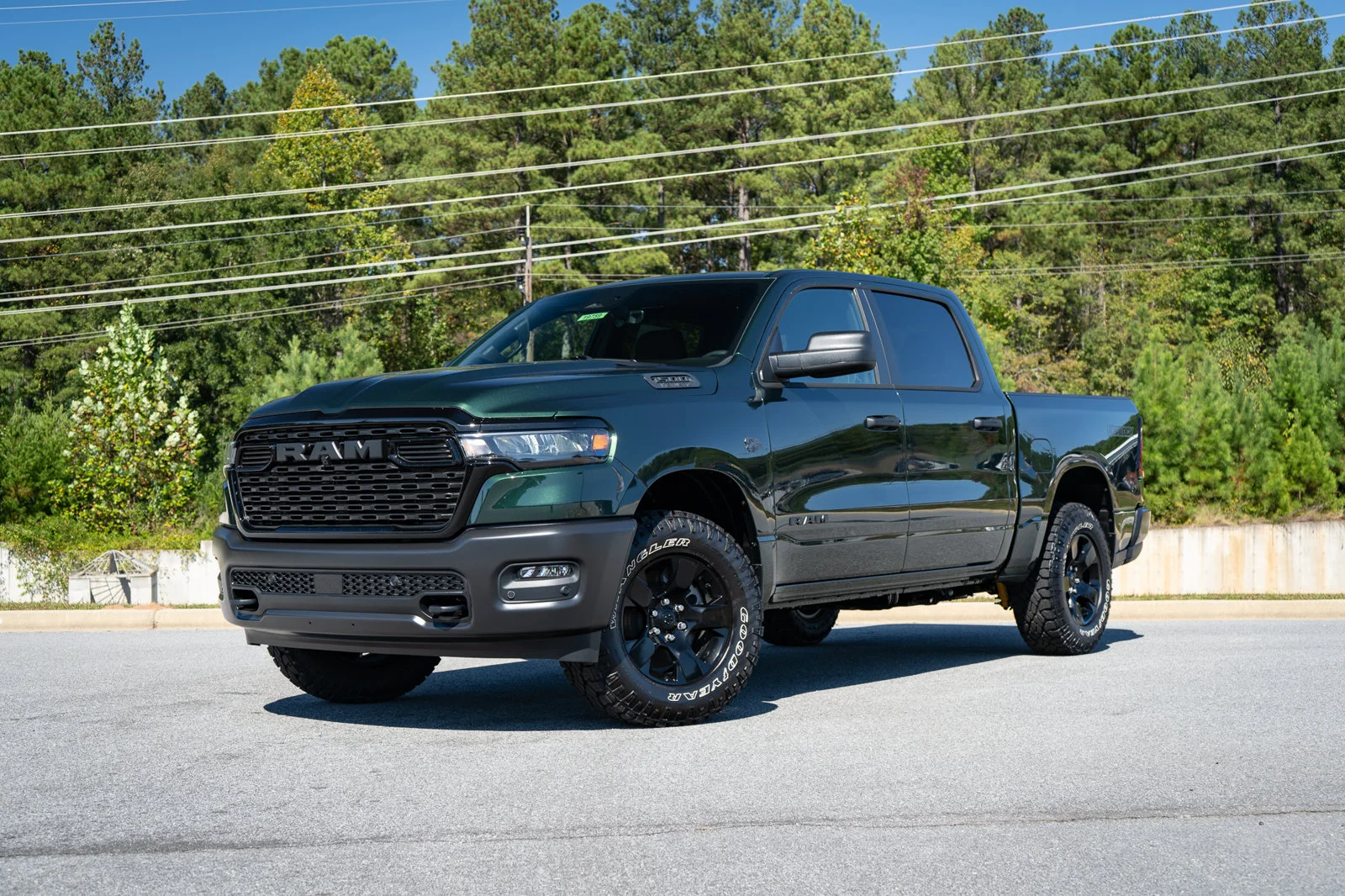 New 2027 Serrano-Green Metallic Exterior Paint RAM Warlock image 1