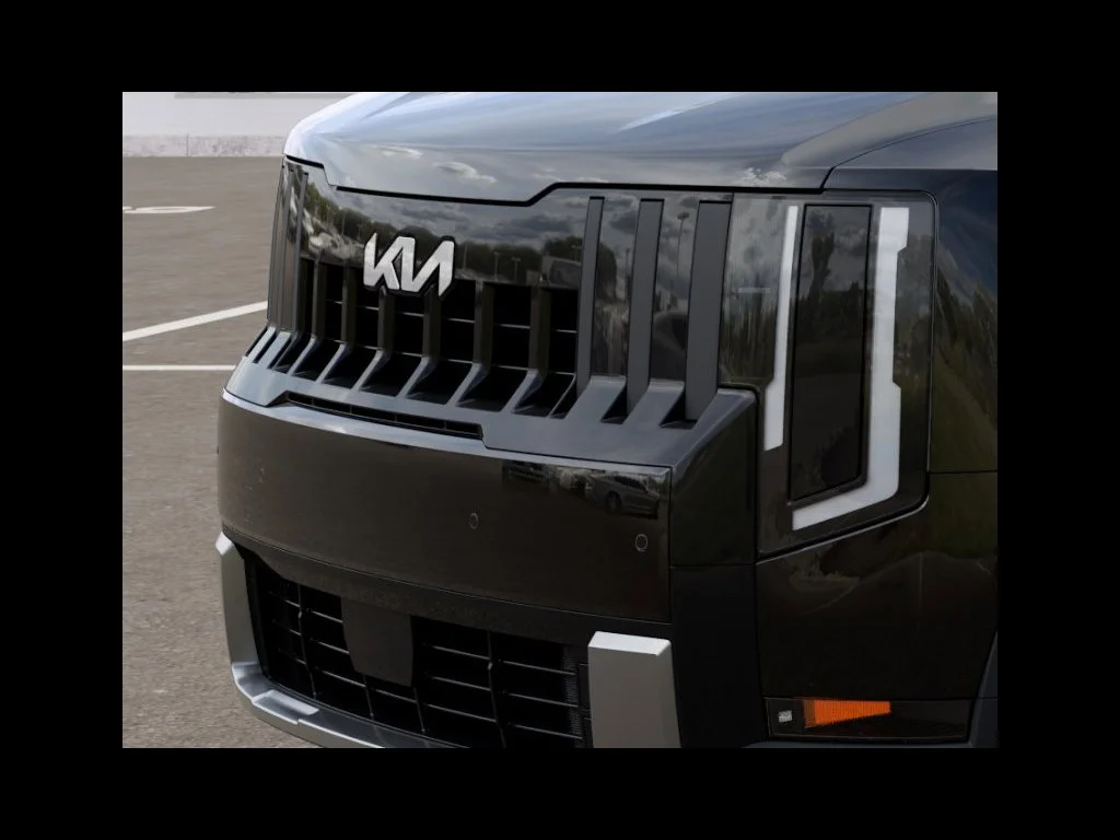 New 2027 Ebony Black Kia LX image 40