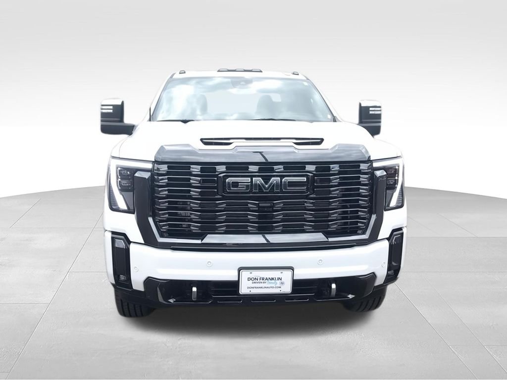 Used 2024 White GMC Denali Ultimate image 3