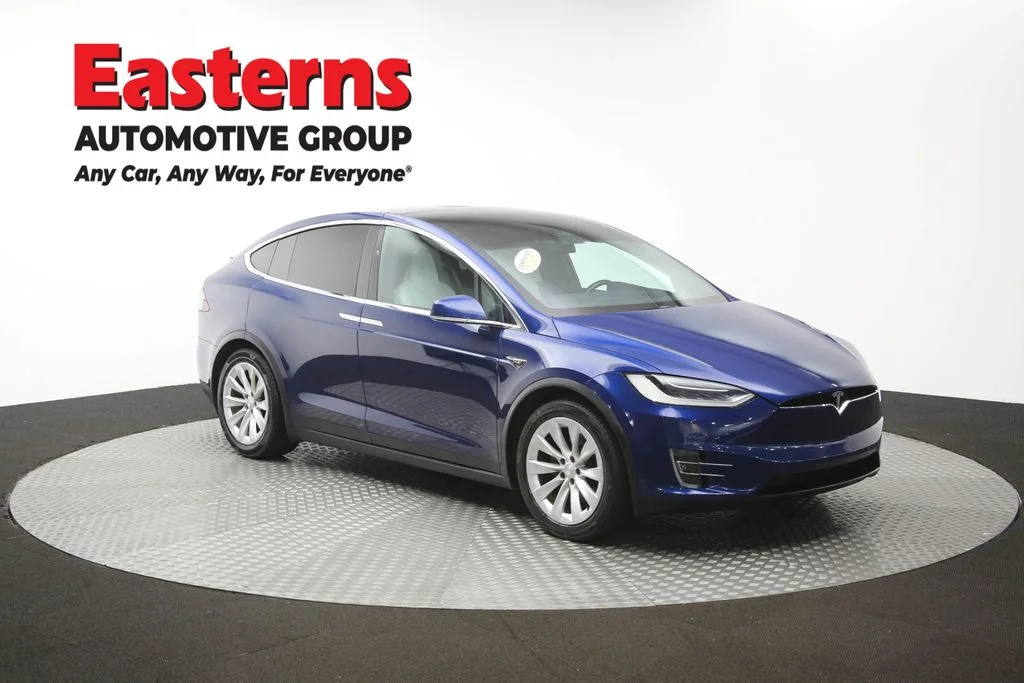 Used 2017 Blue Tesla 100D image 45