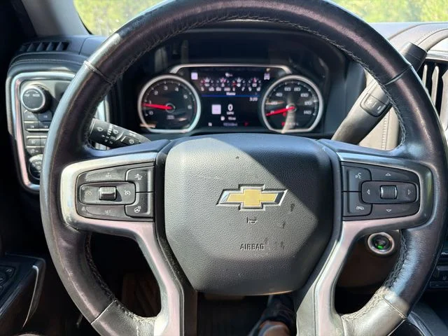 Used 2022 Black Chevrolet LTZ image 17