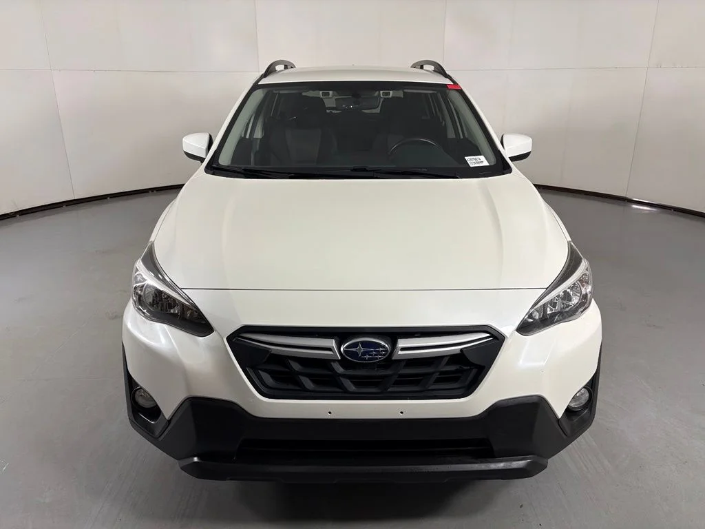 Used 2021 White Subaru Premium image 3
