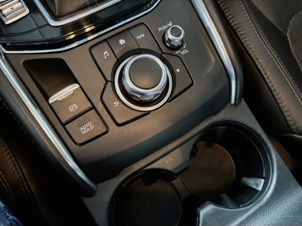 Used 2018 Black Mazda Grand Touring image 15