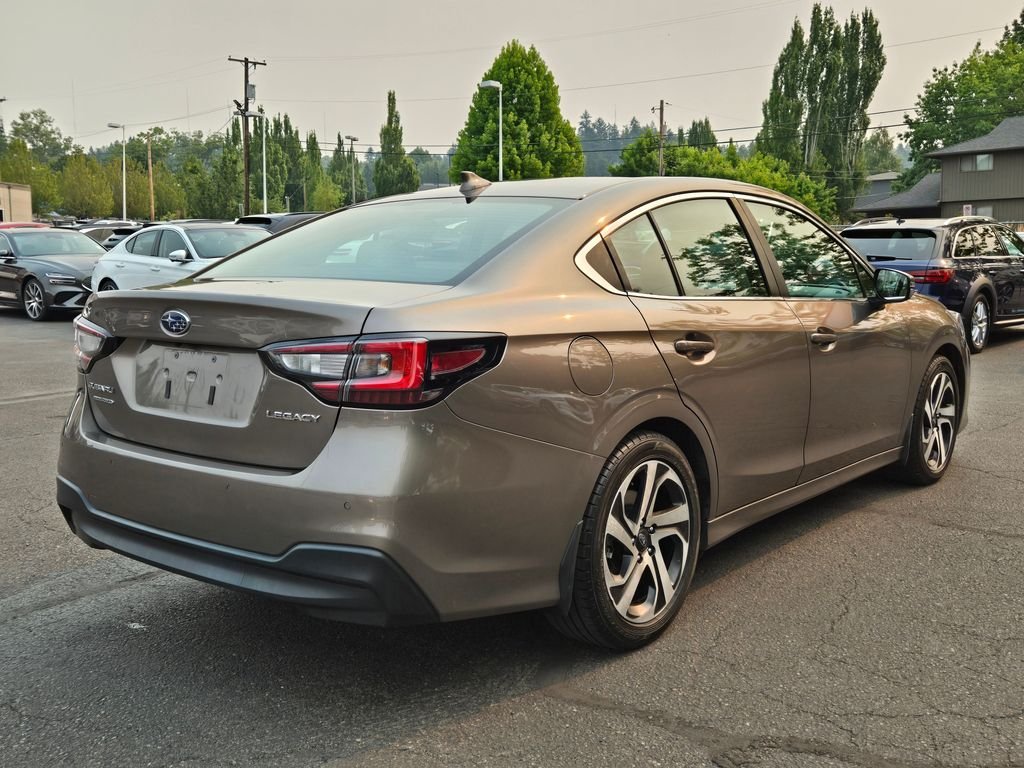 Used 2022 Brilliant Bronze Metallic Subaru Limited image 3