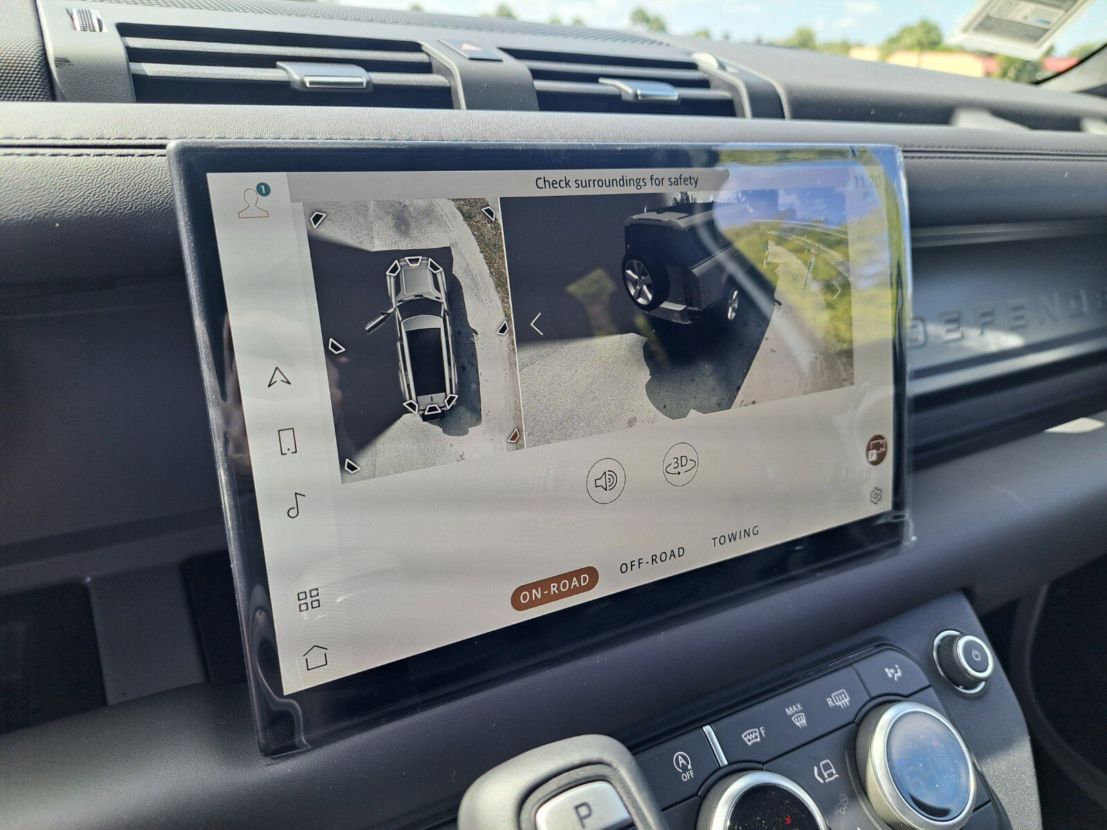2025 Land Rover Defender V8 - Photo 14