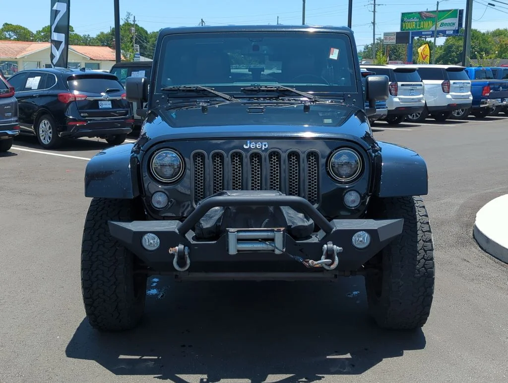 Used 2014 Black Jeep Unlimited Sahara image 10