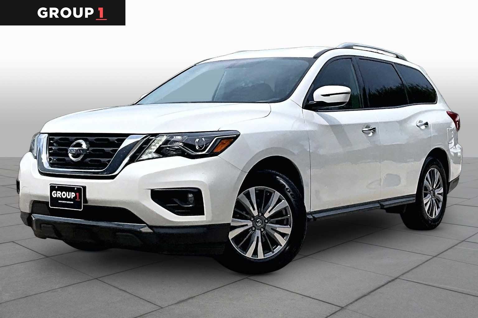 Pre-Owned 2018 Nissan Pathfinder SV