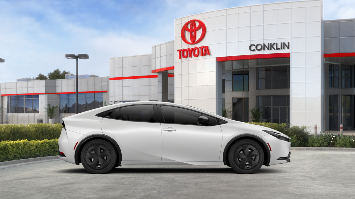 New 2026 Wind Chill Pearl Toyota LE image 12