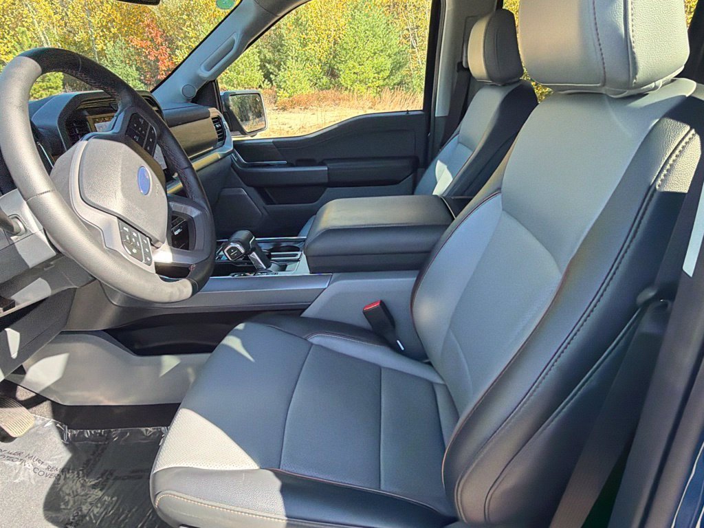 Certified Used 2026 Blue Metallic Ford Lariat image 6