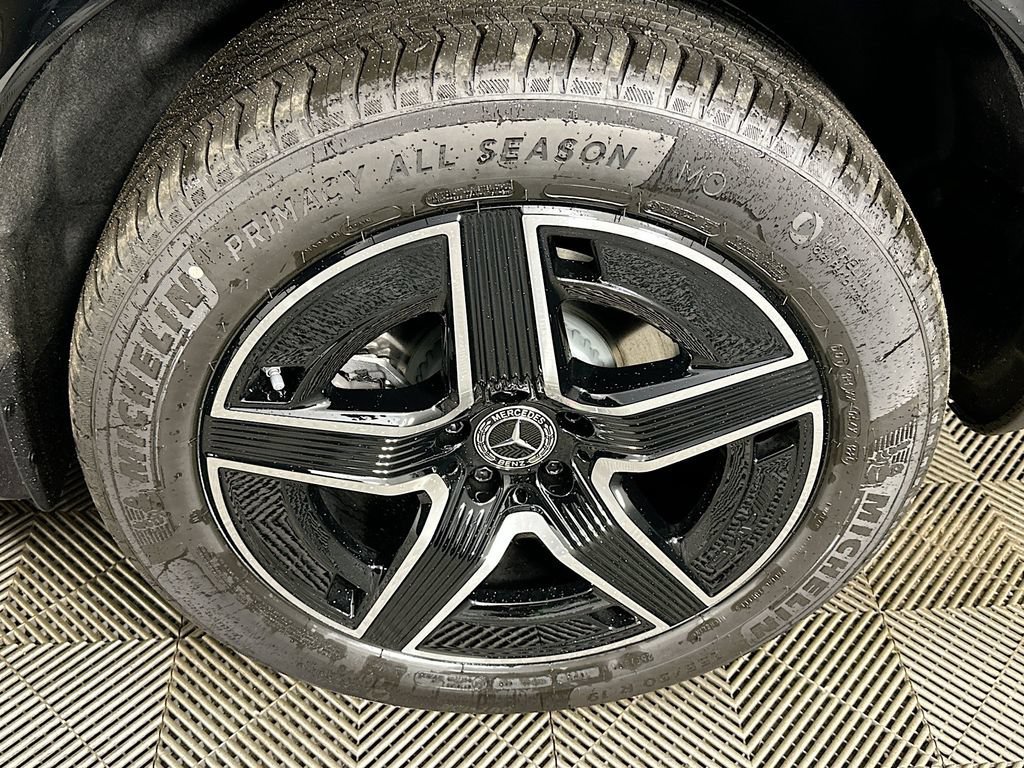 New 2026 Black Mercedes-Benz GLC 300 image 63