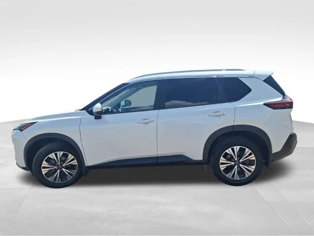 Used 2023 White Nissan SV image 5
