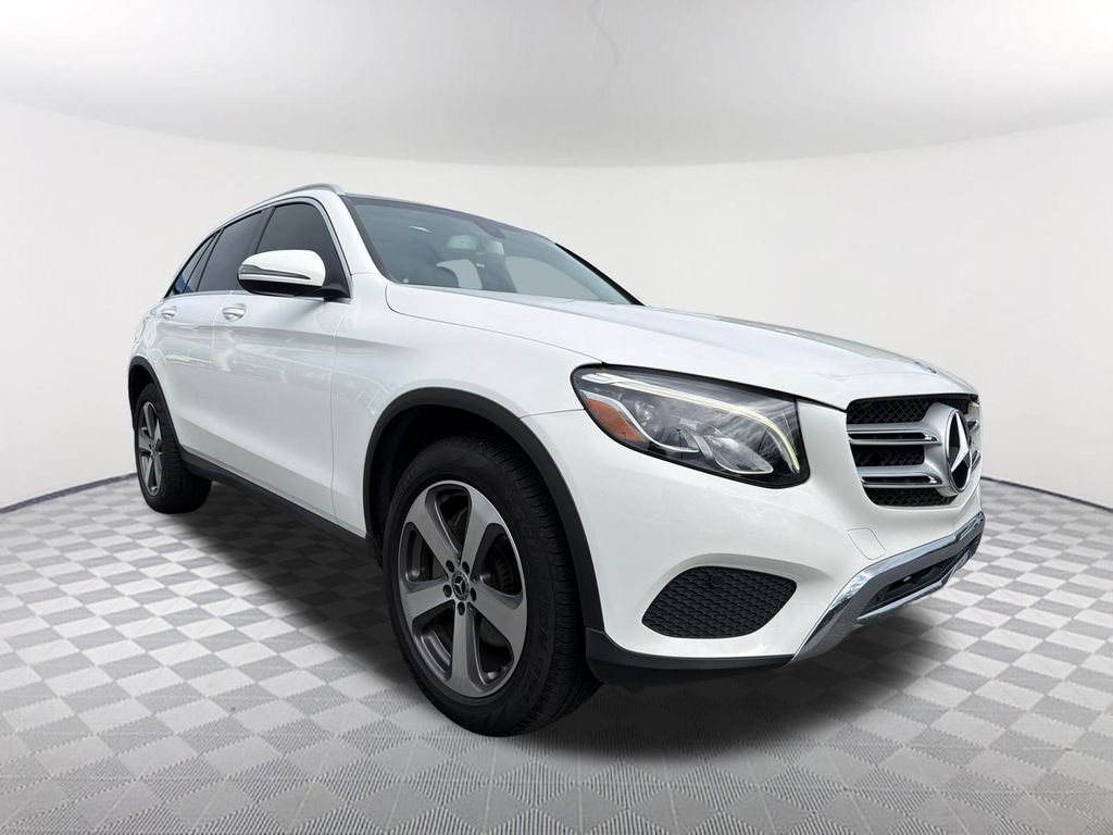 Used 2019  Mercedes-Benz GLC 300 image 3