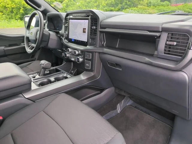 Used 2024 Black Ford XLT image 34