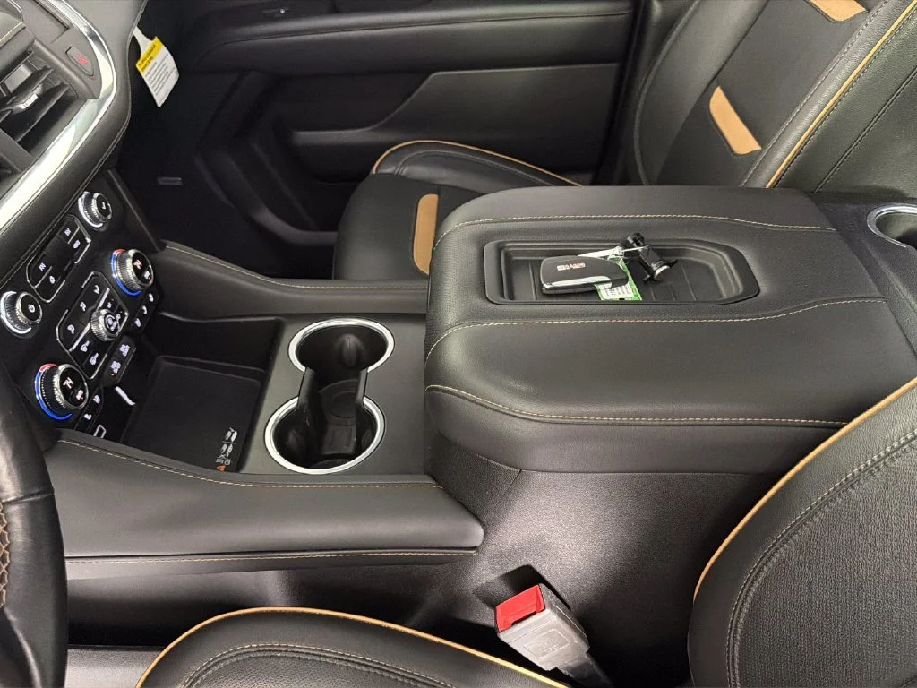 Used 2023 ONYX BLACK GMC AT4 image 26