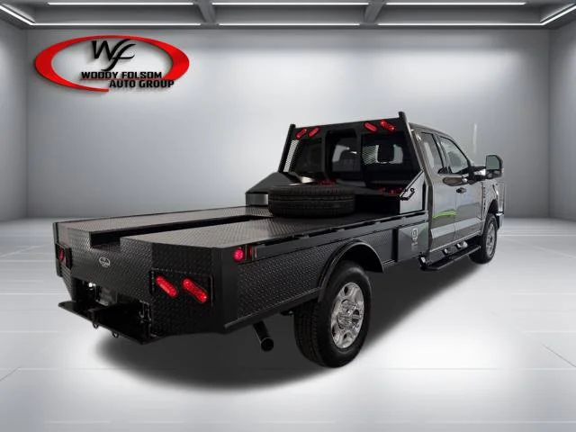 New 2026 Gray Ford XLT image 7