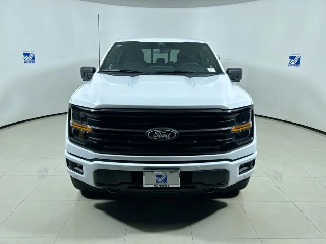 New 2025 OXFORD WHITE Ford XLT w/XLT Black Appearance Package Plus Super Crew Cab image 16