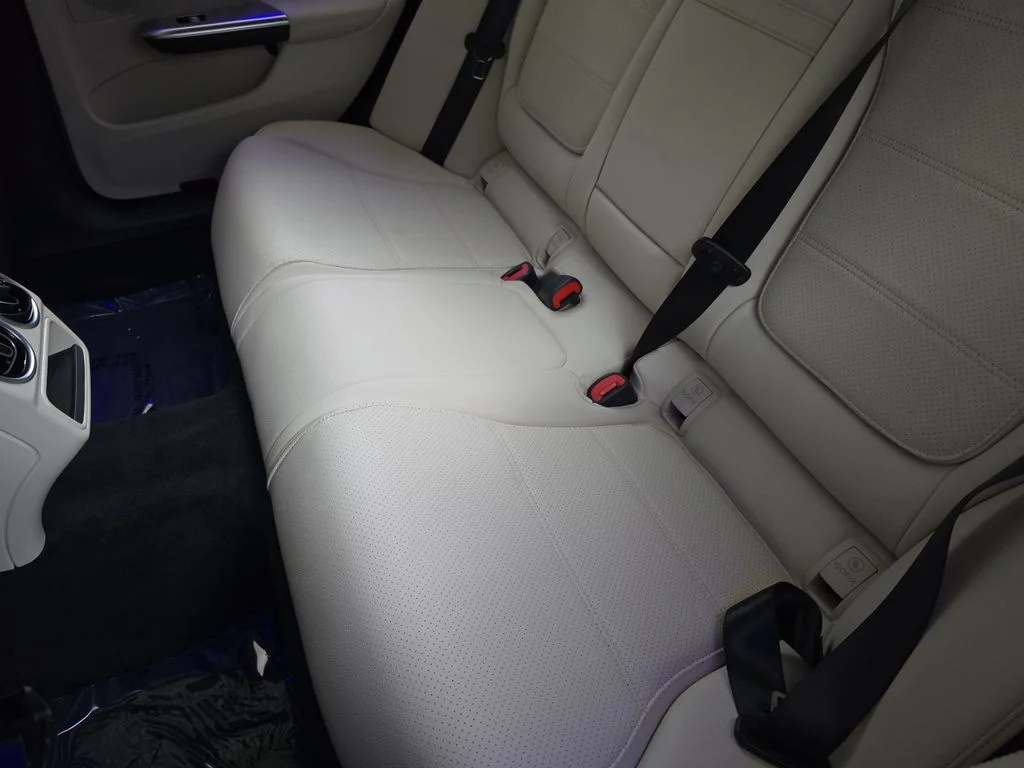 Used 2023 Starling Blue Metallic Mercedes-Benz C 300 image 17