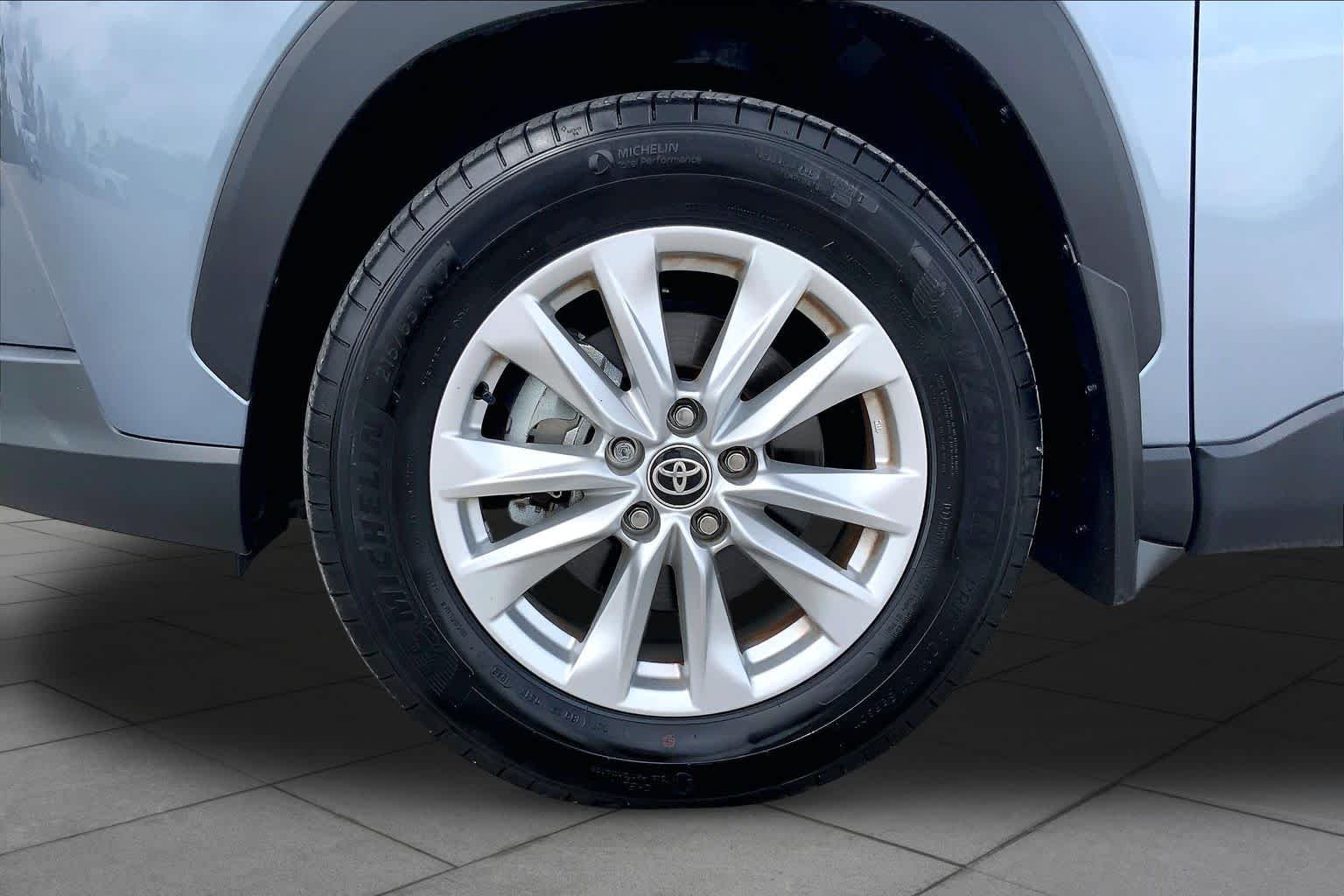 Used 2025 Celestite Toyota LE image 11