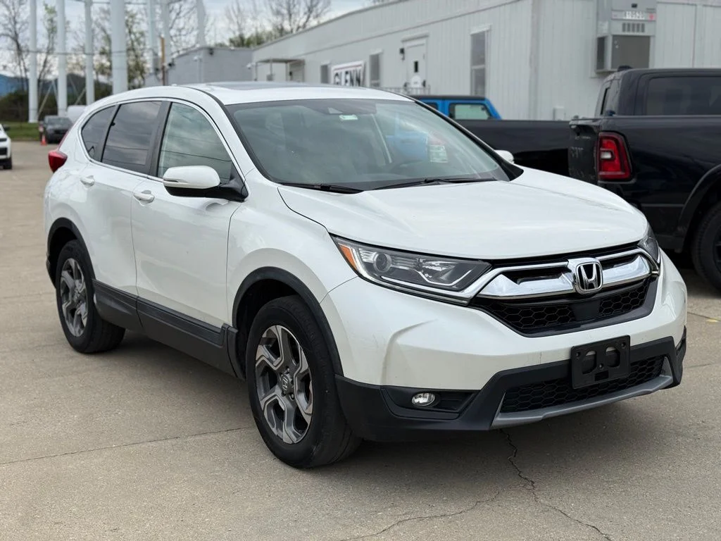 Used 2017 White Honda EX image 4