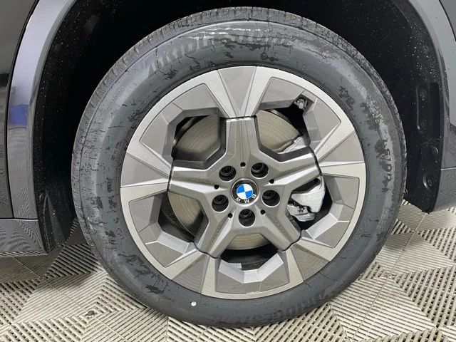 New 2026 Jet Black BMW xDrive28i image 16