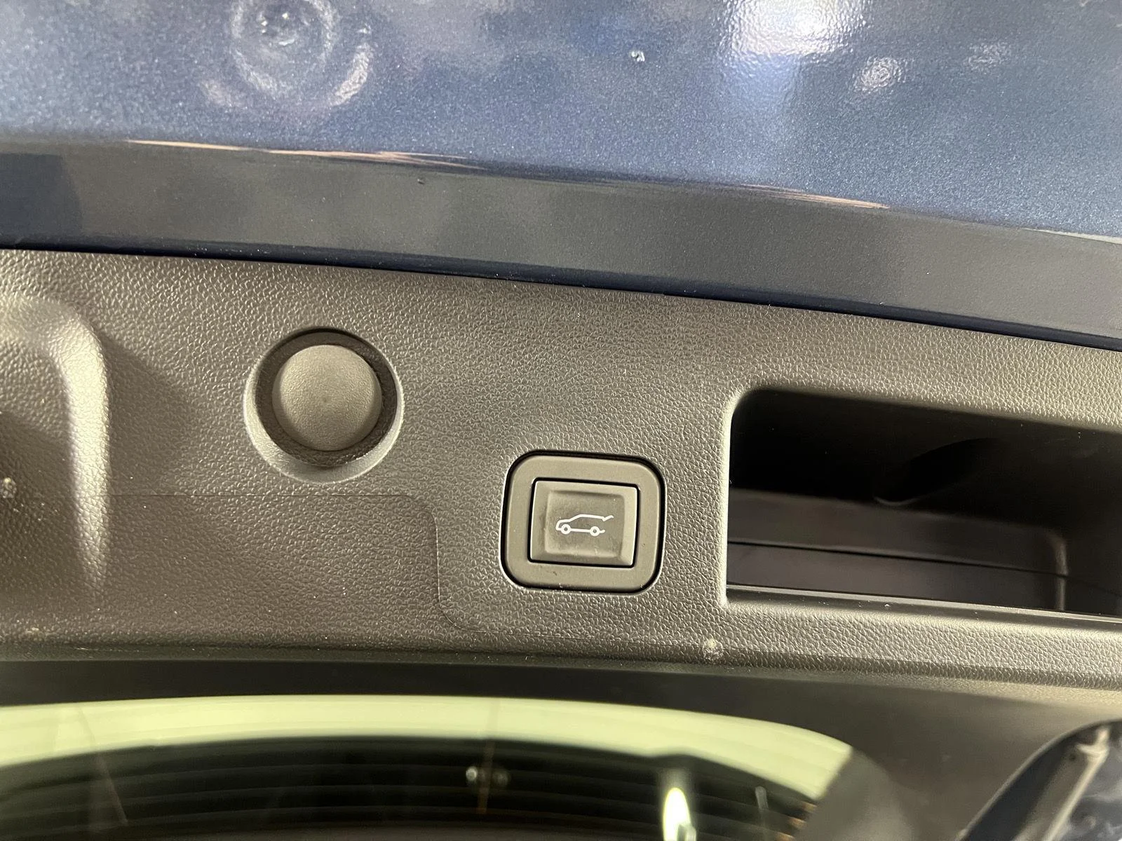 Used 2026 Lakeshore Blue Metallic Chevrolet AWD RS image 29