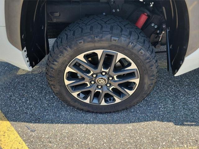 Certified Used 2025 ICE CAP Toyota  image 7
