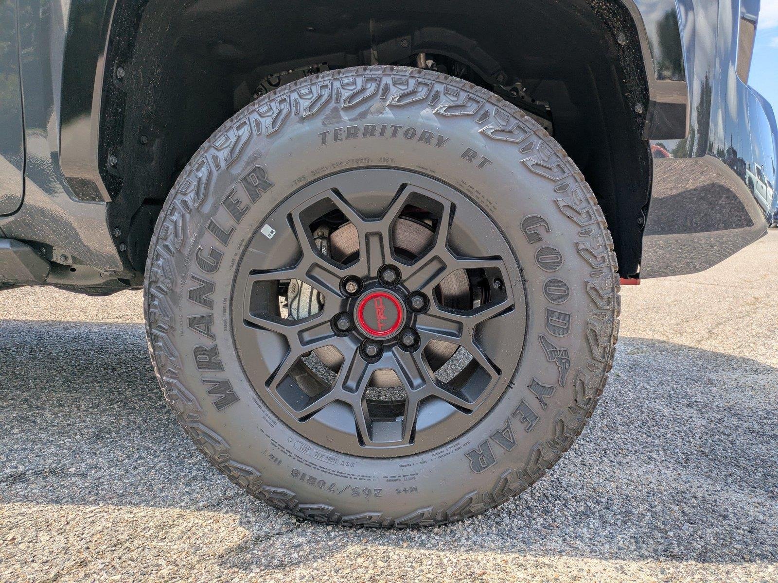 2026 Toyota Tacoma TRD Pro - Photo 11