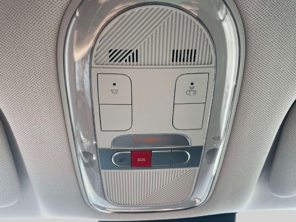 Certified Used 2024 Blue Hyundai SEL image 31