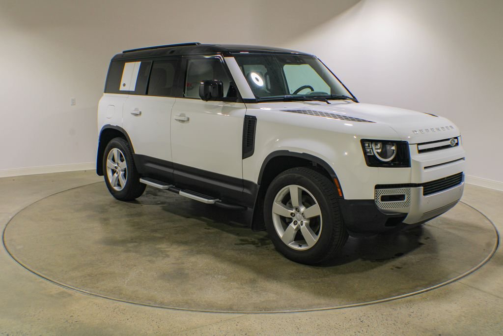 Used 2023 Fuji White Land Rover S image 8