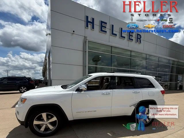 Used 2016 Bright White Clearcoat Jeep Limited image 1