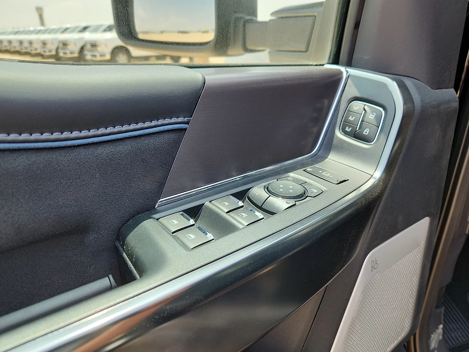 New 2026 Agate Black Metallic Ford F-350® Platinum® image 15